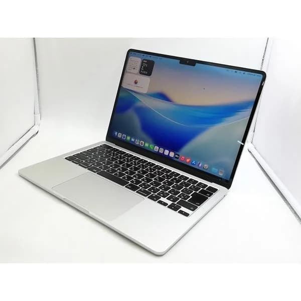 【中古】Apple MacBook Air 13インチ  M3(CPU:8C/GPU:10C) 8GB/512GB シルバー MRXR3J/A (13インチ, M3, 2024)【大宮東口】保証期間１ヶ月【ランクC】